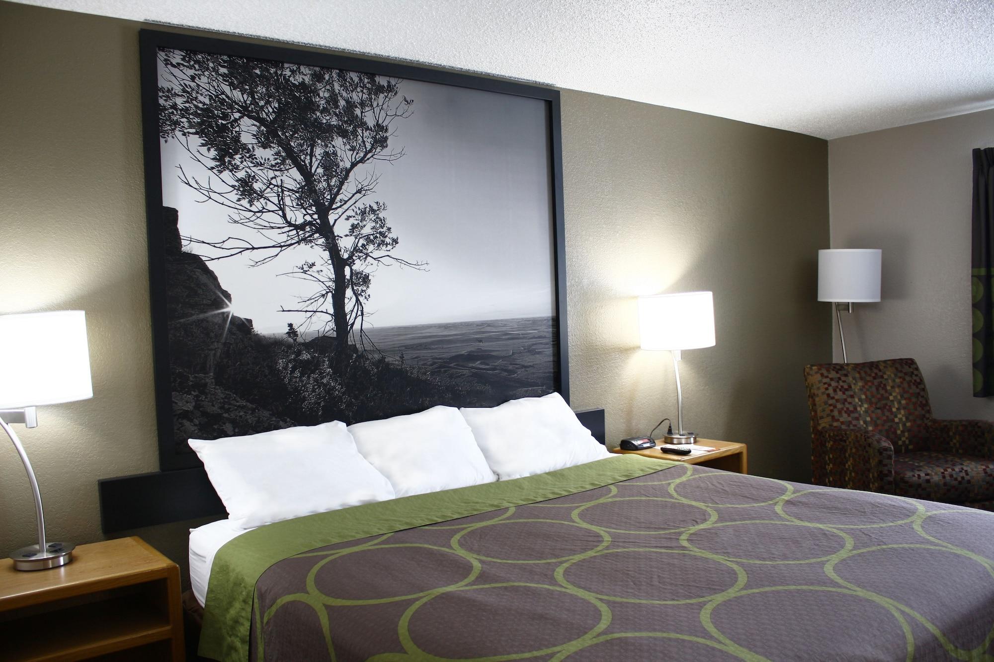 Super 8 By Wyndham Jamestown Exterior photo